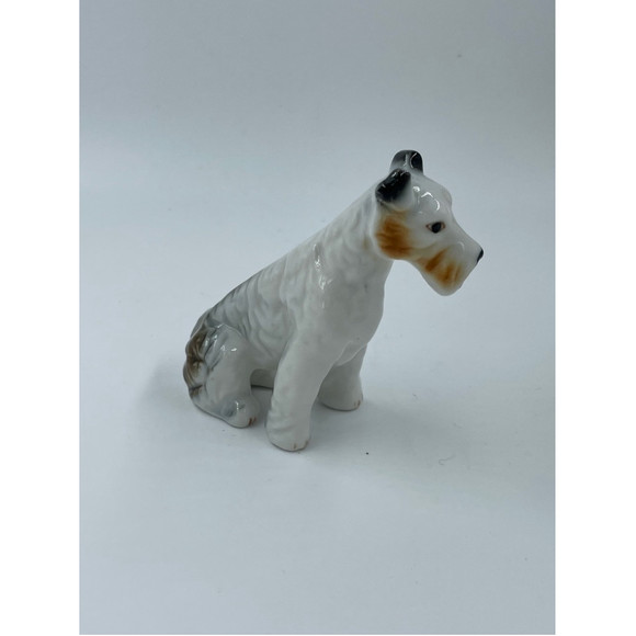 Wire Hair Terrier Figurine - Picture 3 of 7